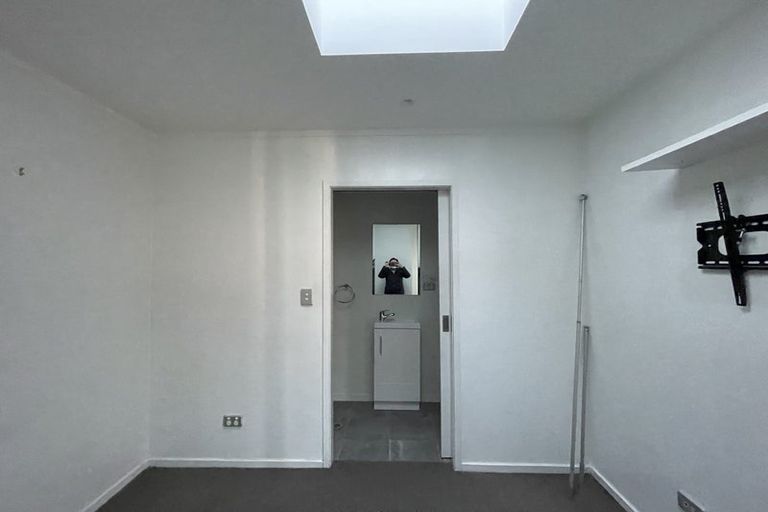 Photo of property in 325/26 Morningside Drive, Morningside, Auckland, 1025