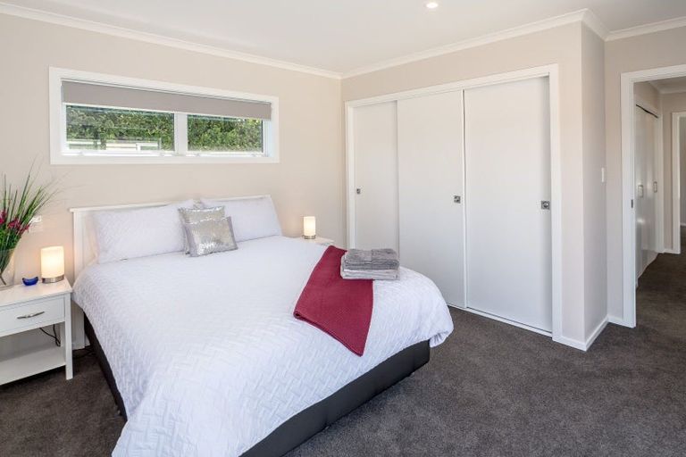 Photo of property in 18 Tuscan Lane, Martinborough, 5711