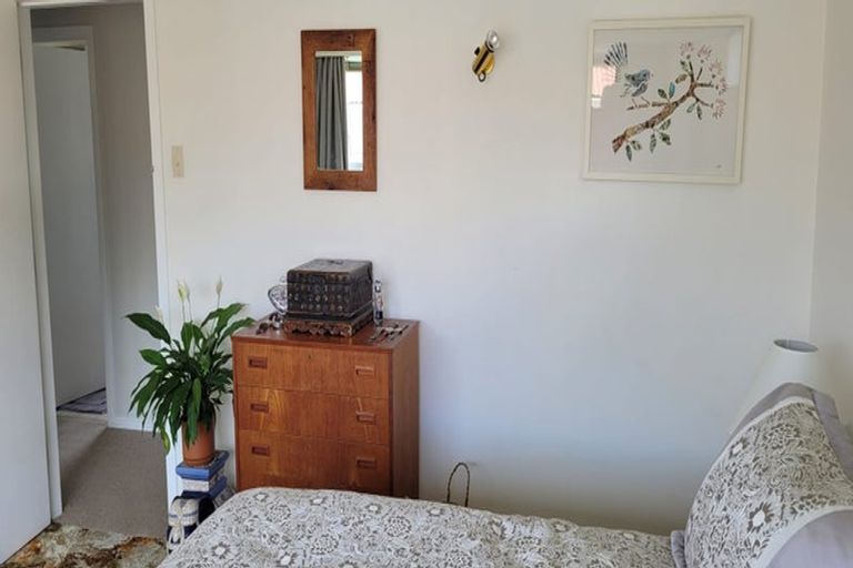 Photo of property in 7 Margaret Place, Merrilands, New Plymouth, 4312