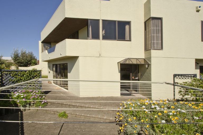 Photo of property in 450a Oceanbeach Road, Mount Maunganui, 3116