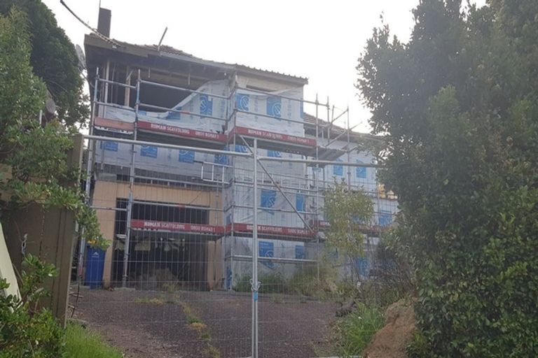 Photo of property in 8 Lanark Street, Milford, Auckland, 0620