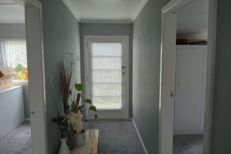 Photo of property in 1a Main Road, Tuatapere, 9620