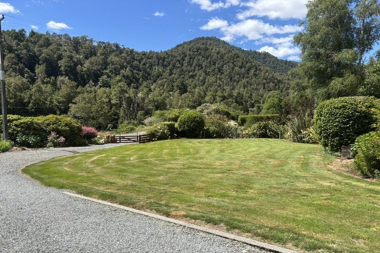 Photo of property in 702-708 Mangles Vly Road, Mangles Valley, Murchison, 7077