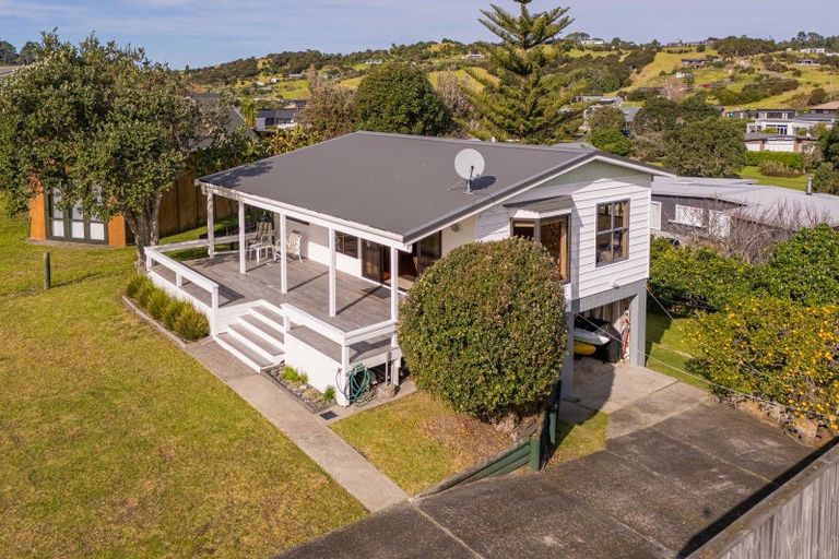 Photo of property in 353 Tangiora Avenue, Whangapoua, Coromandel, 3582