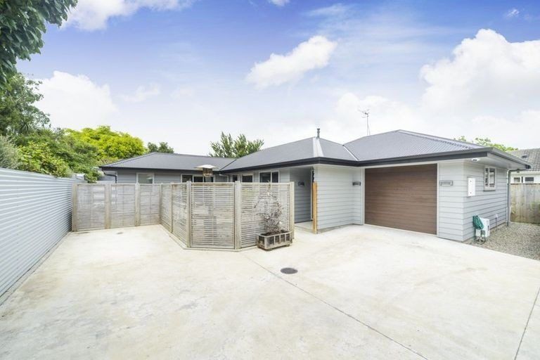 Photo of property in 528a Featherston Street, Roslyn, Palmerston North, 4414