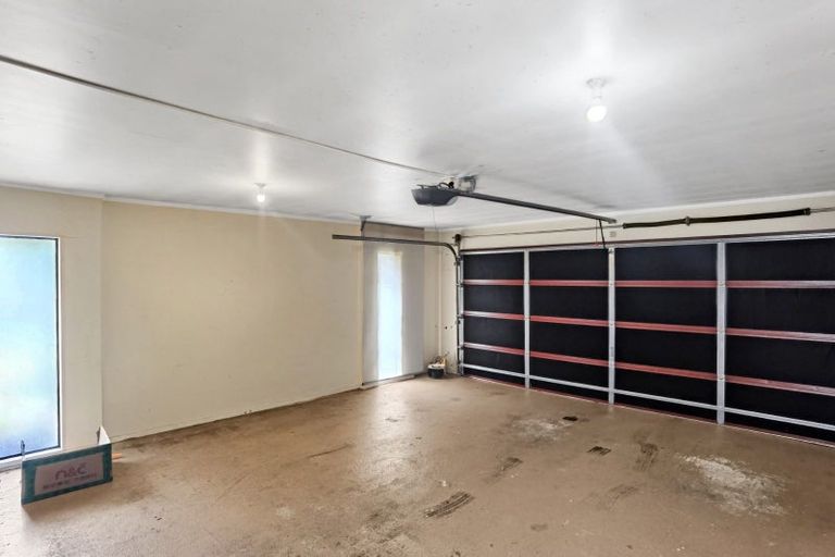 Photo of property in 6 Vesca Place, Golflands, Auckland, 2013