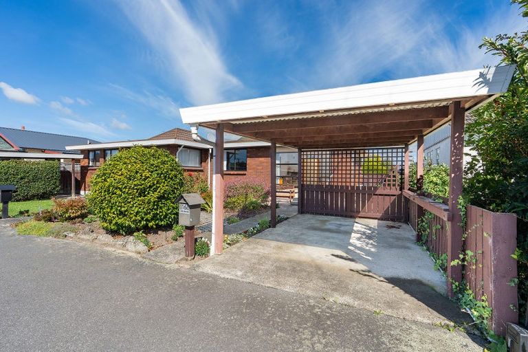 Photo of property in 16 Irvine Street, Mosgiel, 9024