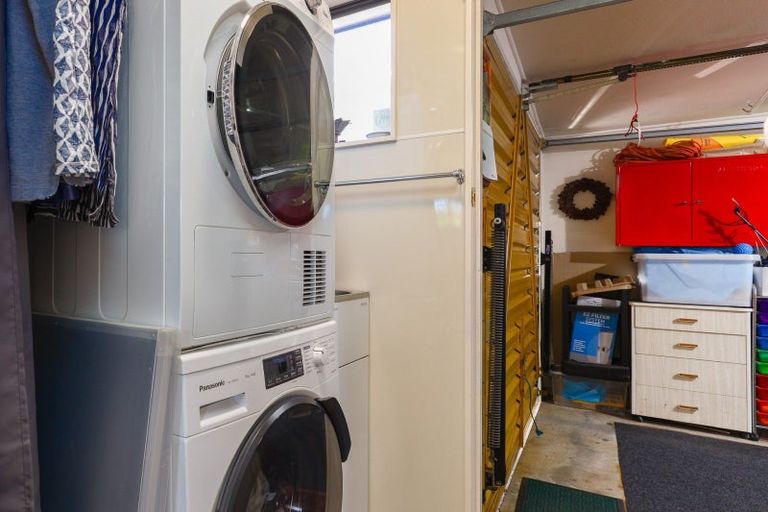 Photo of property in 2/26 Cambria Street, The Wood, Nelson, 7010