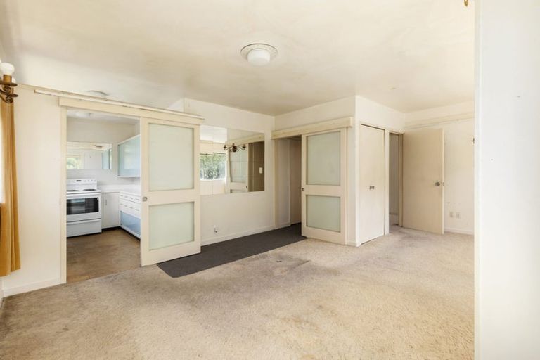 Photo of property in Grosvenor Flats, 19 Cottleville Terrace, Thorndon, Wellington, 6011