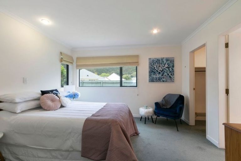 Photo of property in 38b Bauchop Road, Waterloo, Lower Hutt, 5011