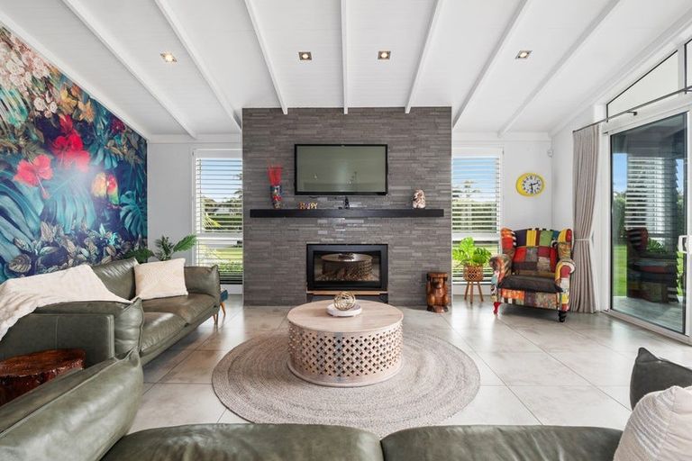 Photo of property in 77 Royal Ascot Drive, Papamoa Beach, Te Puke, 3187