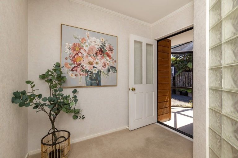 Photo of property in 52 Matatua Road, Raumati Beach, Paraparaumu, 5032