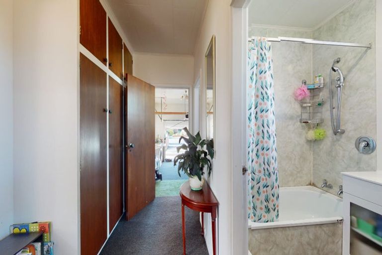 Photo of property in 54 Havelock Street, Ashburton, 7700