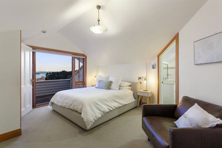 Photo of property in 2/12 Mariposa Crescent, Birkenhead, Auckland, 0626