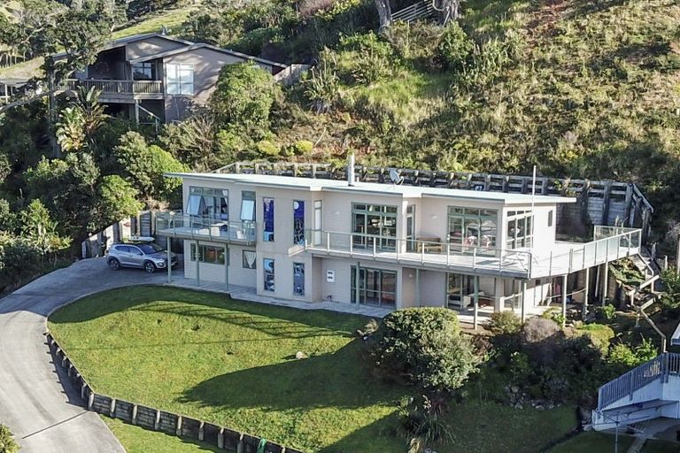 Photo of property in 4 Motutara Road, Oakura, Hikurangi, 0184