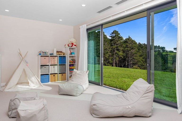 Photo of property in 135 Okura River Road, Okura, Albany, 0792