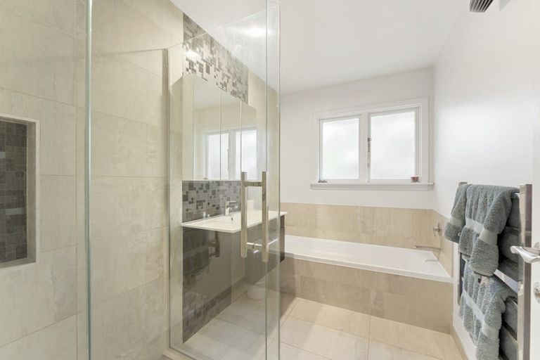 Photo of property in 29 Liverton Crescent, Bishopdale, Christchurch, 8053