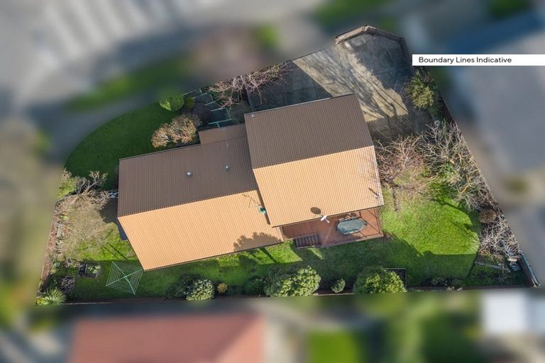 Photo of property in 6 O'halloran Drive, Halswell, Christchurch, 8025