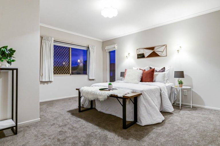 Photo of property in 22 Caversham Drive, Rototuna, Hamilton, 3210