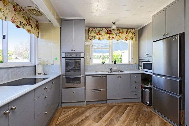 Photo of property in 65b Gloucester Street, Greenmeadows, Napier, 4112