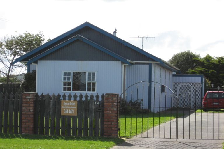 Photo of property in 152 Cornfoot Street, Castlecliff, Whanganui, 4501