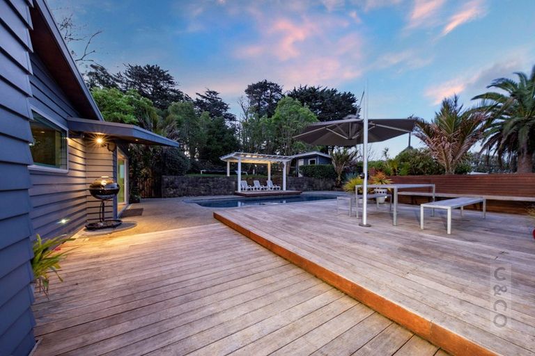 Photo of property in 175 Hanham Road, Kumeu, 0891