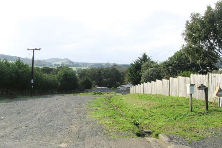 Photo of property in 114 Alcoba Street, Te Kamo, Kamo, 0112