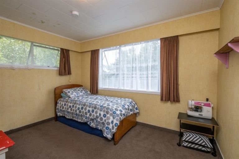 Photo of property in 13 Pembroke Road W, Stratford, 4332