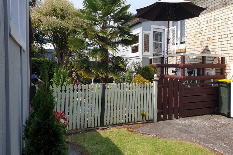 Photo of property in 9 Lyon Street, Kihikihi, Te Awamutu, 3800
