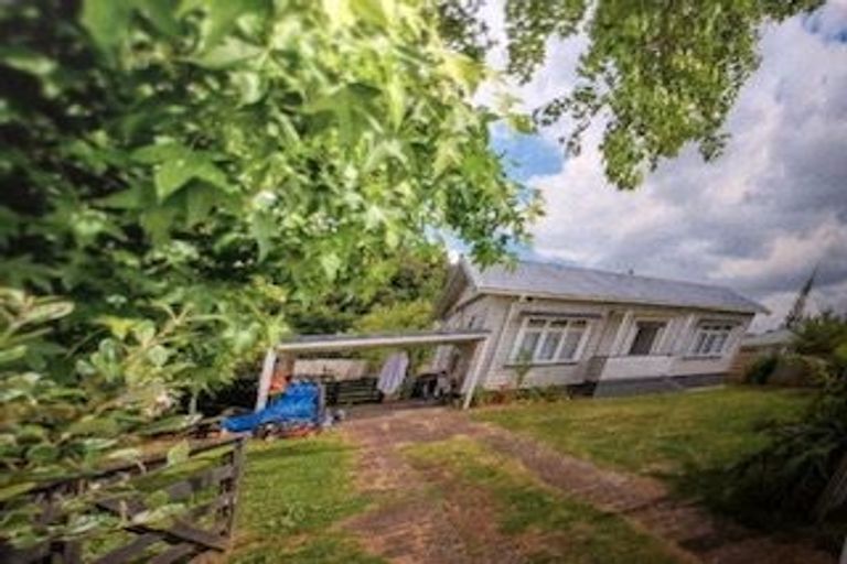 Photo of property in 18 Birdwood Road, Pukekohe, 2120