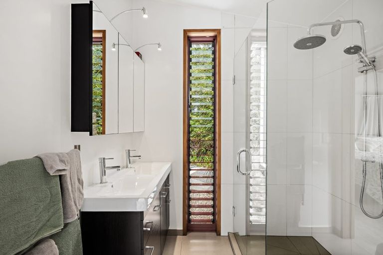 Photo of property in 54 Waiwhiu Road, Dome Valley, Warkworth, 0981