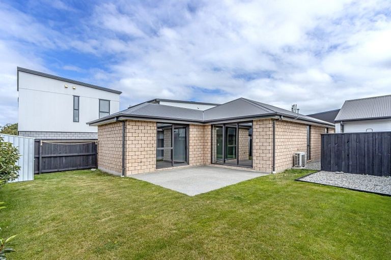 Photo of property in 22 George West Square West, Wigram, Christchurch, 8025