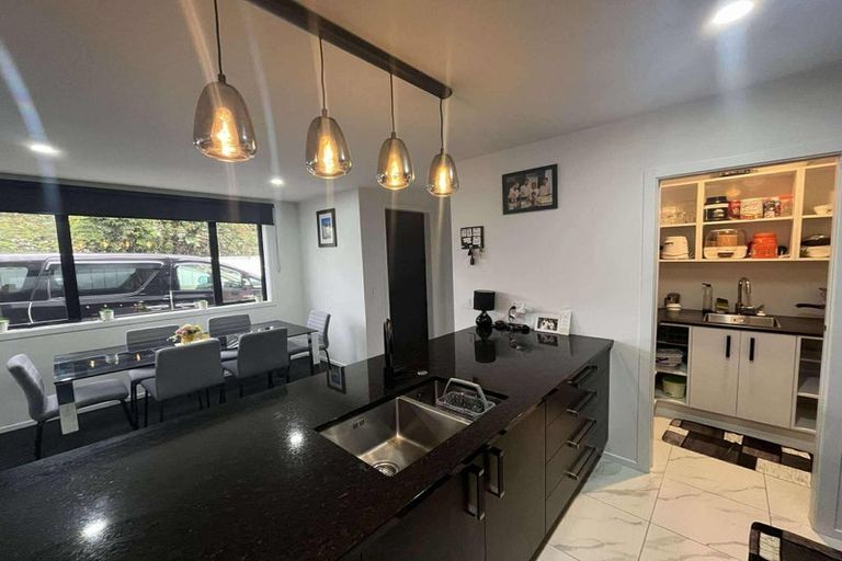 Photo of property in 14a Rutland Street, Levin, 5510