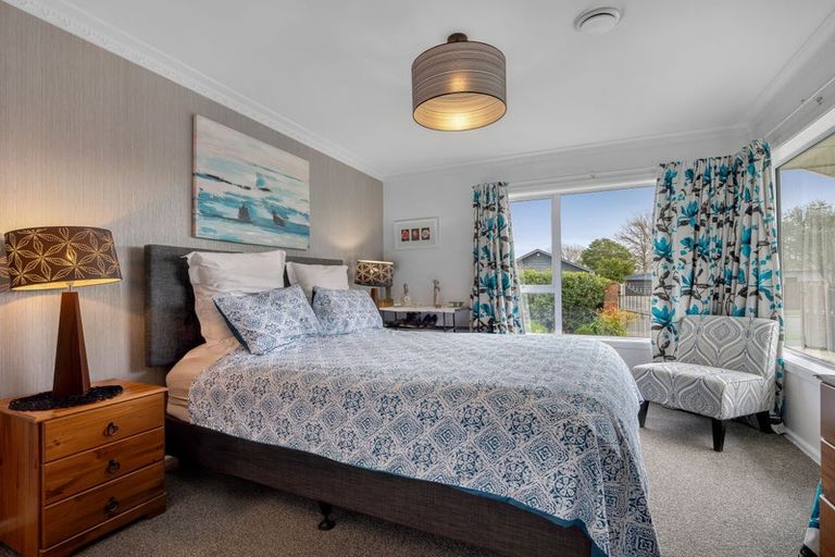 Photo of property in 42 Waratah Street, Avondale, Christchurch, 8061