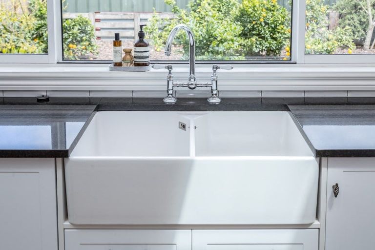 Photo of property in 16 Main Street, Greytown, 5712