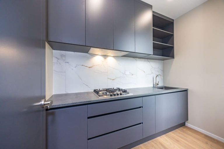 Photo of property in 30 Awanui Road, Red Beach, 0932