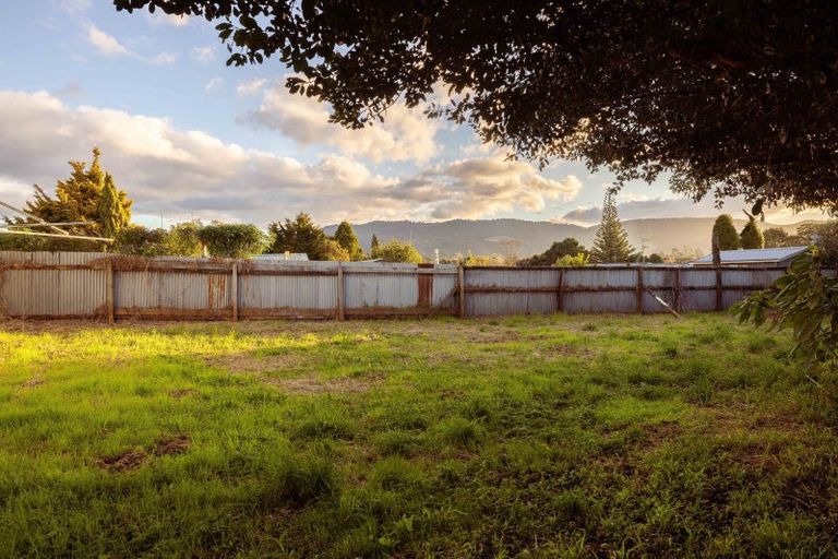 Photo of property in 19 Dunlop Road, Te Puke, 3119