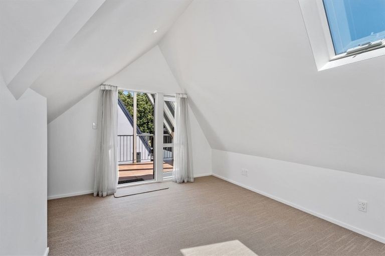 Photo of property in 8/32 Cranmer Square, Christchurch Central, Christchurch, 8013