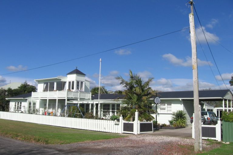 Photo of property in 4a Hawke Crescent, Beachlands, Auckland, 2018
