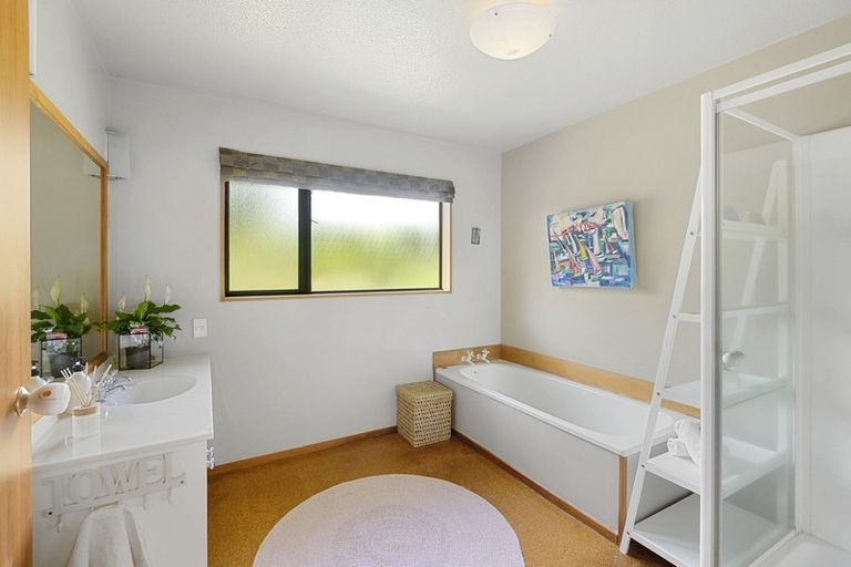 Photo of property in 743 Gebbies Pass Road, Teddington, Lyttelton, 8971