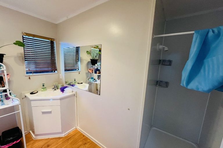 Photo of property in 6 Lawson Way, Weymouth, Auckland, 2103