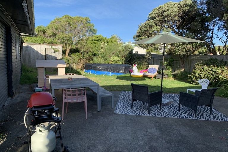 Photo of property in 52 Karaka Street, Castlecliff, Whanganui, 4501