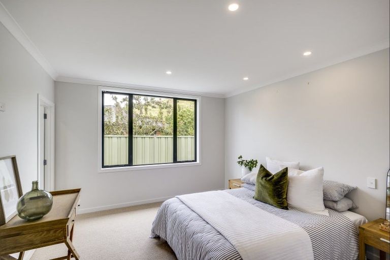 Photo of property in 21 West Place, Greenmeadows, Napier, 4112