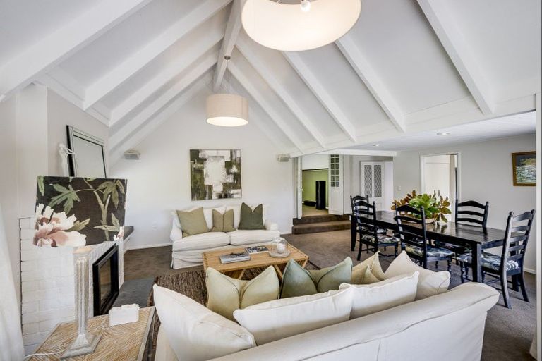 Photo of property in 89 Lane Road, Havelock North, 4130