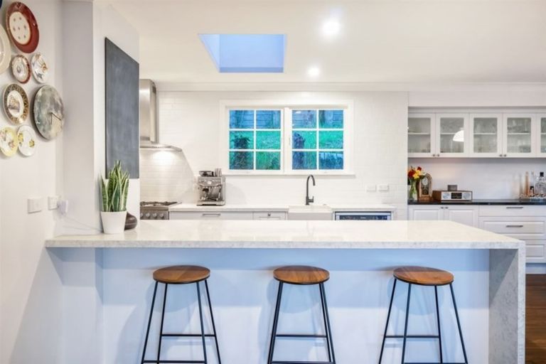 Photo of property in 116 Roseberry Avenue, Birkenhead, Auckland, 0626