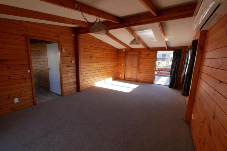 Photo of property in 1/82 Opaheke Road, Opaheke, Papakura, 2113