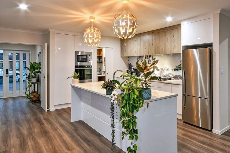 Photo of property in 64 Harriet Johnston Drive, Pokeno, 2402