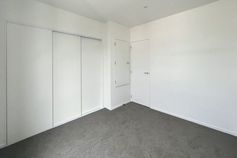 Photo of property in 22/82 East Coast Road, Milford, Auckland, 0620