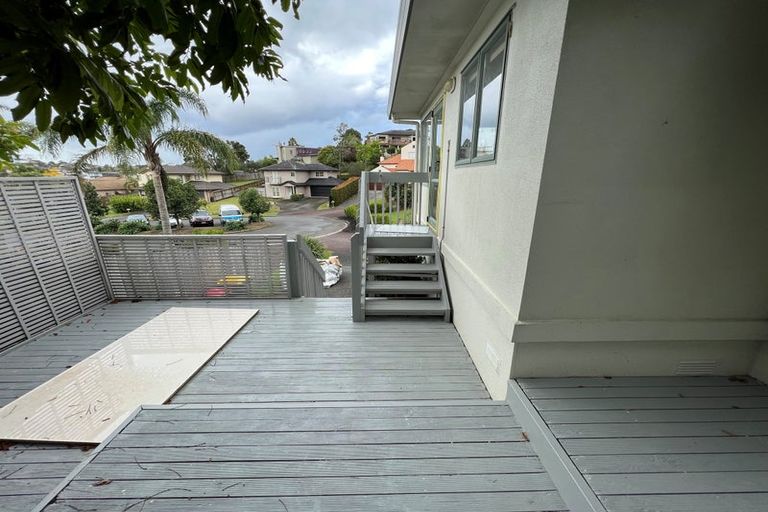 Photo of property in 43 Landvale Court, Browns Bay, Auckland, 0630