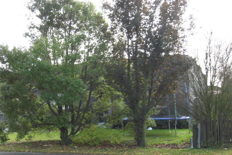 Photo of property in 1/58 Sawyers Arms Road, Northcote, Christchurch, 8052